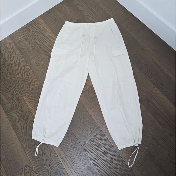 Good American Parachute Cargo Poplin Wide Jogger High Rise Pants in Cloud White - Picture 4 of 14